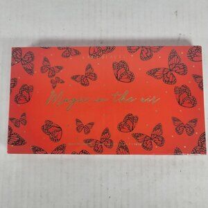 Kara Beauty Magic in the Air 18-Shades Vegan Creative Beauty Palette